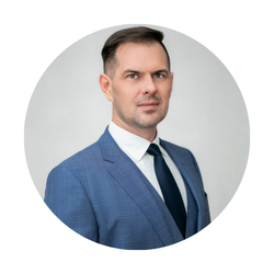 Tomasz Zawisza, Sales Manager C&I Livoltek Poland